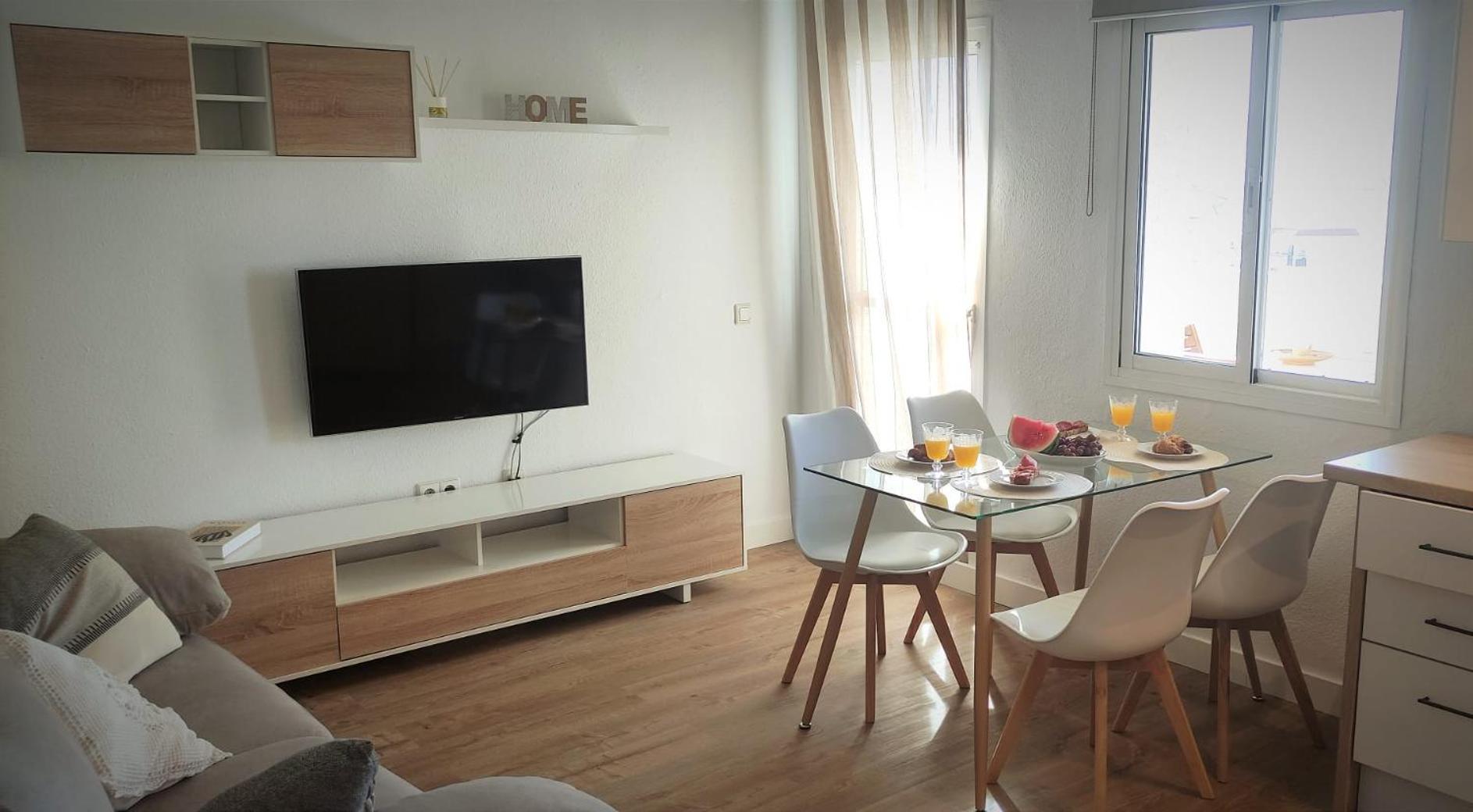 Appartement El Capricho De Benalbeach, Solo De Sabado A Sabado