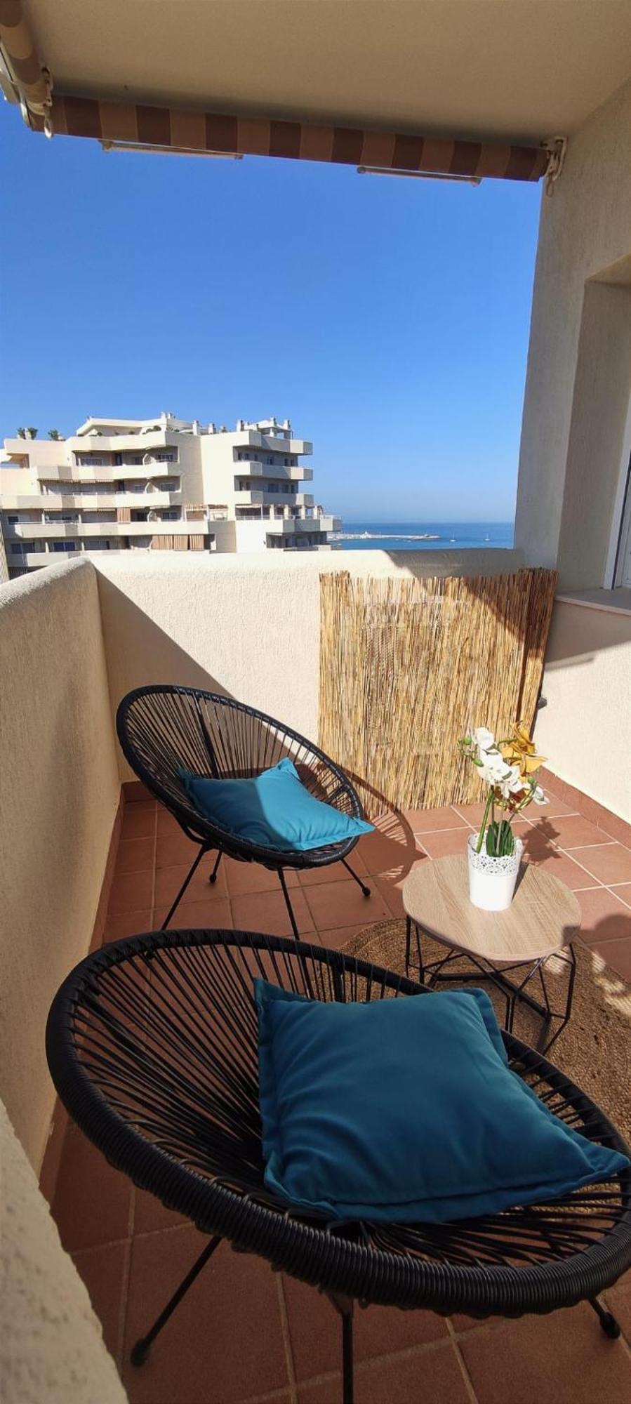 El Capricho De Benalbeach, Solo De Sabado A Sabado Apartment *