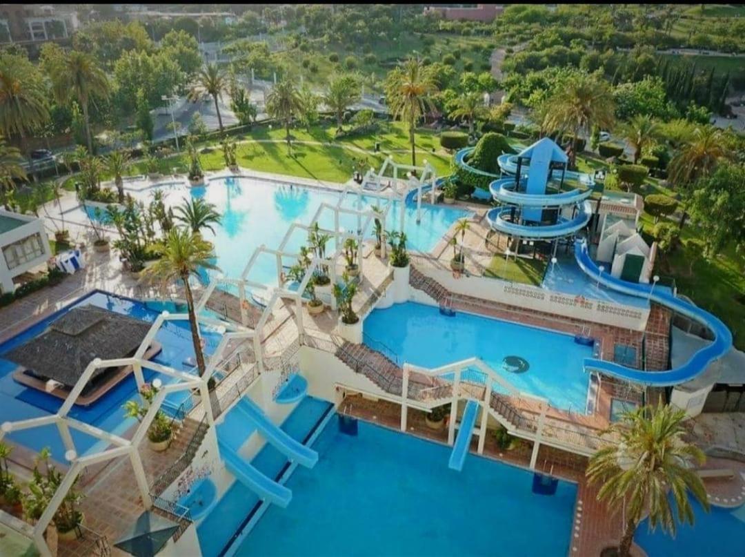 El Capricho De Benalbeach, Solo De Sabado A Sabado Benalmadena